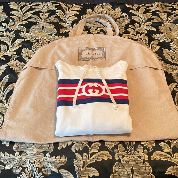 100% Authentic Interlocking G Print Sweatshirt - Picture 7 of 10